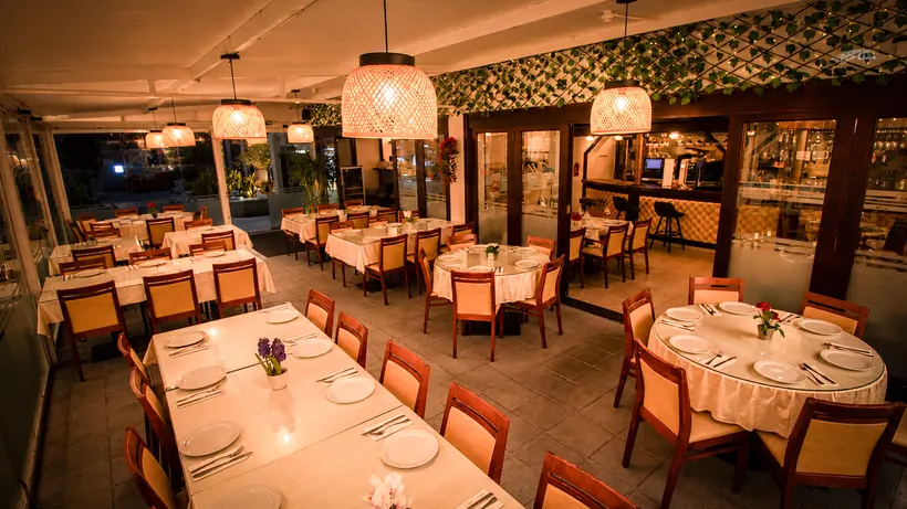 Warm dining room at Gill's Restaurant Gibraltar